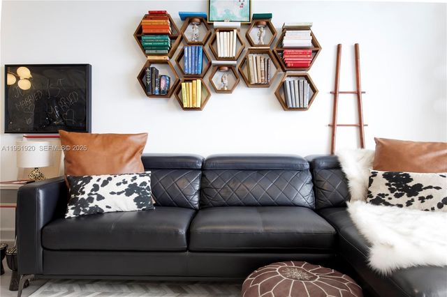 770 Claughton Island Dr 1705, Miami, FL 33131