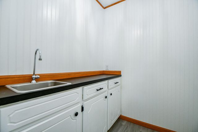 1302 Brookmeade Court, Deer Park, TX 77536