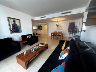 901 Brickell Key Blvd 1001, Miami, FL 33131
