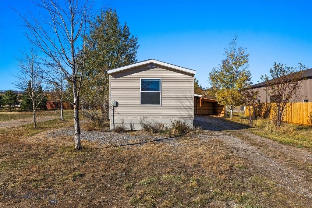 716 Madison Avenue, Ennis, MT 59729 photo 2