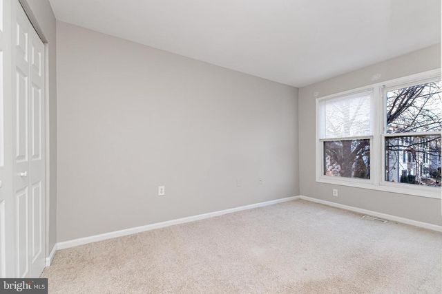 7438 EMERALD DR, Manassas, VA 20109