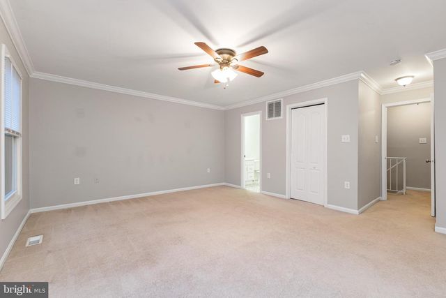 7438 EMERALD DR, Manassas, VA 20109