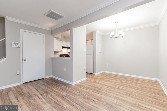 7438 EMERALD DR, Manassas, VA 20109