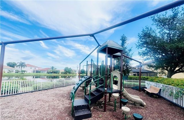 2149 Cape Heather CIR, Cape Coral, FL 33991