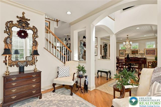 2445 Napa Drive, Easton, PA 18040