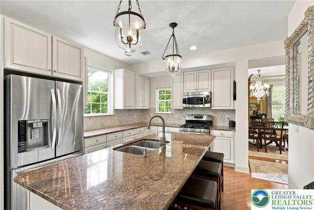 2445 Napa Drive, Easton, PA 18040