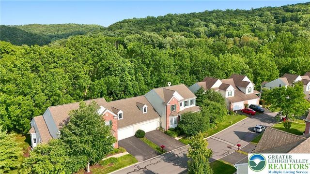 2445 Napa Drive, Easton, PA 18040