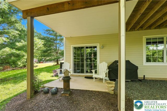 2445 Napa Drive, Easton, PA 18040