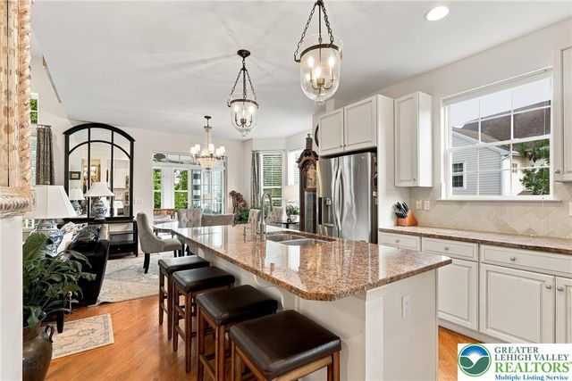 2445 Napa Drive, Easton, PA 18040