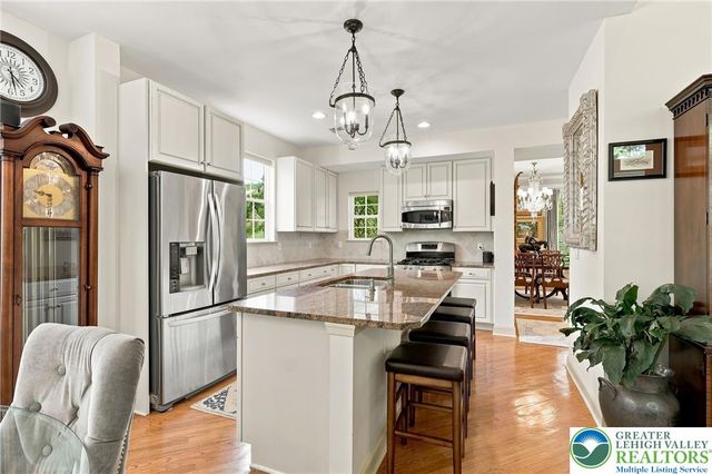 2445 Napa Drive, Easton, PA 18040