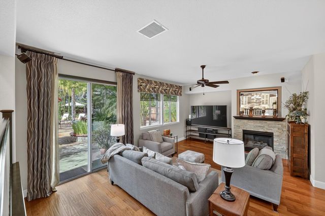 1203 Halidon Way, Folsom, CA 95630