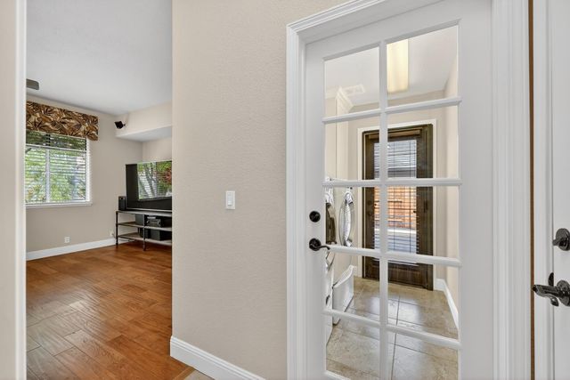 1203 Halidon Way, Folsom, CA 95630