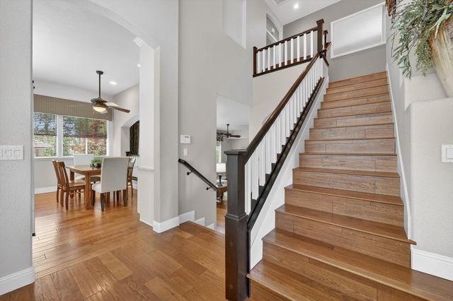 1203 Halidon Way, Folsom, CA 95630