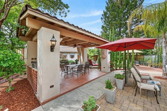 1203 Halidon Way, Folsom, CA 95630