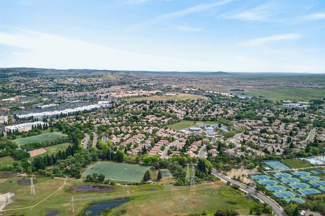 1203 Halidon Way, Folsom, CA 95630