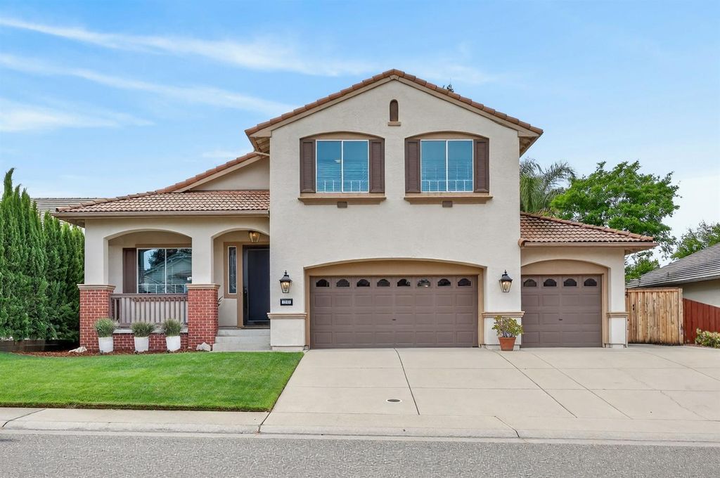 1203 Halidon Way, Folsom, CA 95630