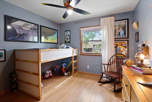 1710 Peachtree Drive, Valparaiso, IN 46383