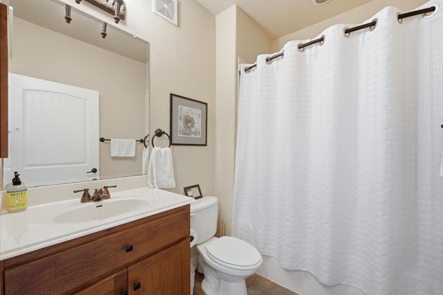 17800 Edgewood WAY 203, Jonestown, TX 78645