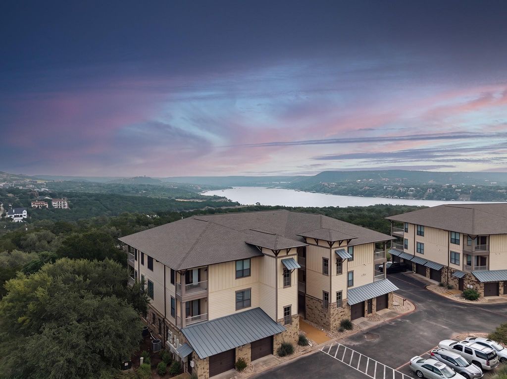 17800 Edgewood WAY 203, Jonestown, TX 78645