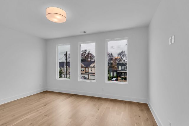 827A Delmas Ave, Nashville, TN 37216