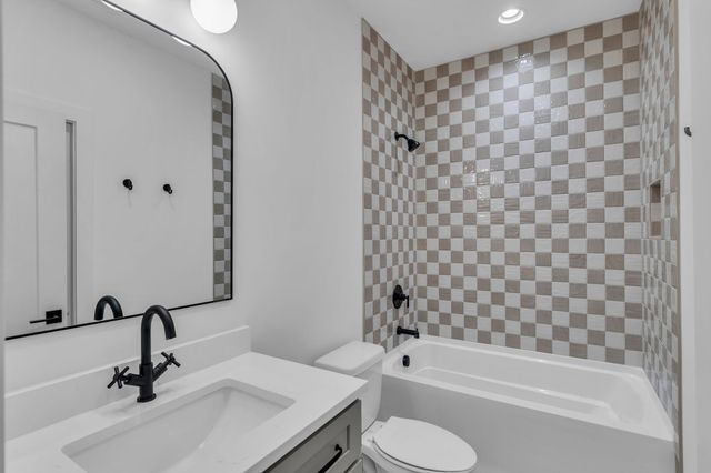 827A Delmas Ave, Nashville, TN 37216