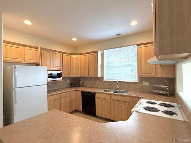 1688 Aquamarine Dr, Brighton, CO 80603