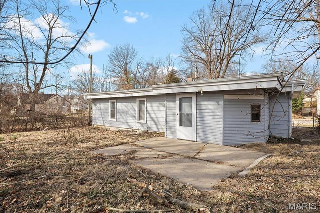 226 N 8th Street, Belleville, IL 62220