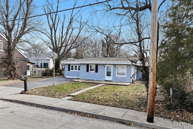 226 N 8th Street, Belleville, IL 62220