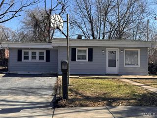 226 N 8th Street, Belleville, IL 62220