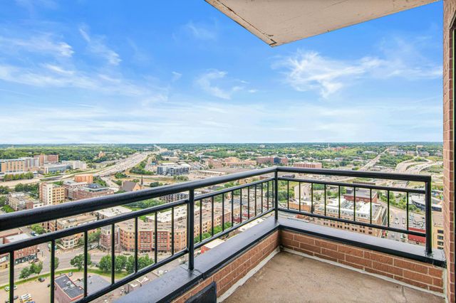 168 6th Street E 3205, Saint Paul, MN 55101