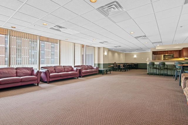 168 6th Street E 3205, Saint Paul, MN 55101