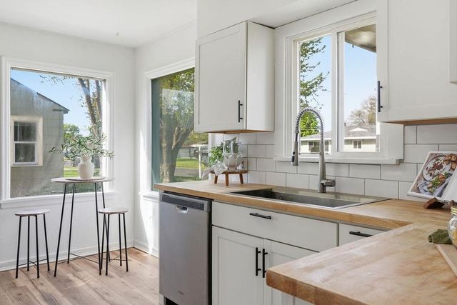 6116 N LINCOLN St, Spokane, WA 99205
