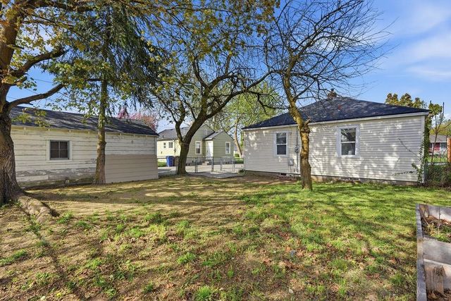 6116 N LINCOLN St, Spokane, WA 99205