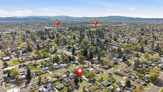 6116 N LINCOLN St, Spokane, WA 99205