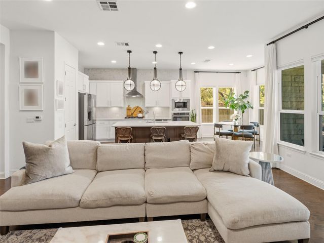 11516 Maggiore DR, Austin, TX 78739