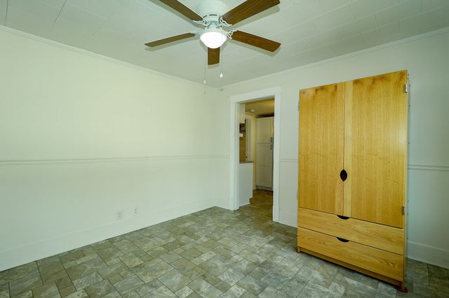 440 Center Ave, Dickson, TN 37055