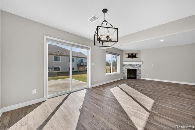 31005 Gregory Street, Grand Blanc, MI 48439