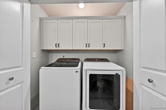 31005 Gregory Street, Grand Blanc, MI 48439