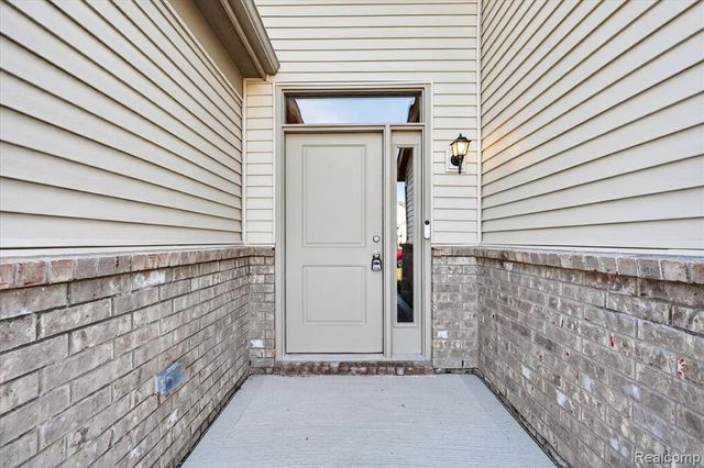 31005 Gregory Street, Grand Blanc, MI 48439