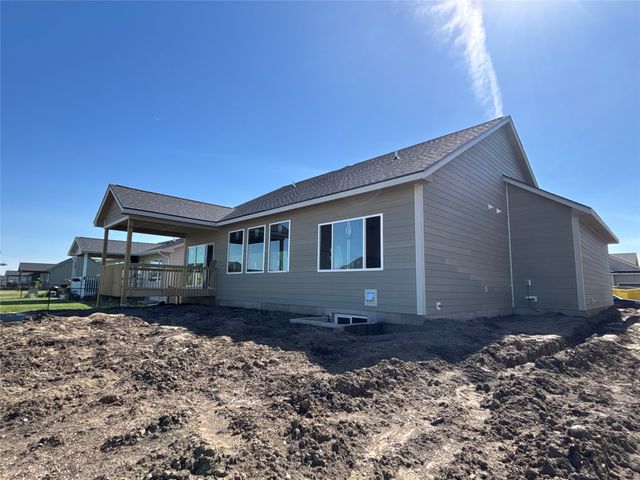 4709 178th Street, Urbandale, IA 50323