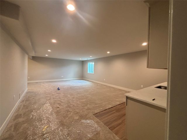 4709 178th Street, Urbandale, IA 50323