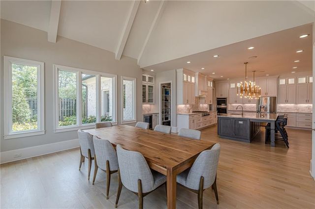 1104 Roxboro NE Drive, Atlanta, GA 30324