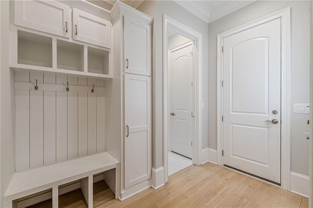 1104 Roxboro NE Drive, Atlanta, GA 30324