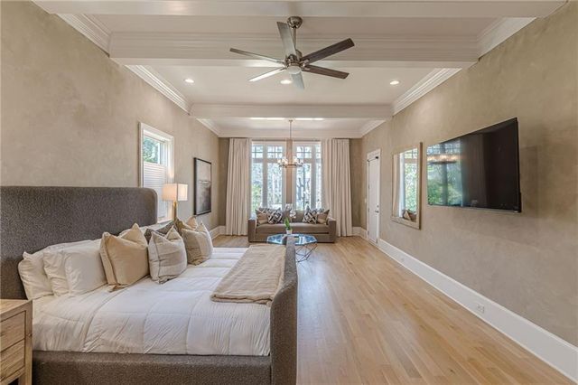 1104 Roxboro NE Drive, Atlanta, GA 30324