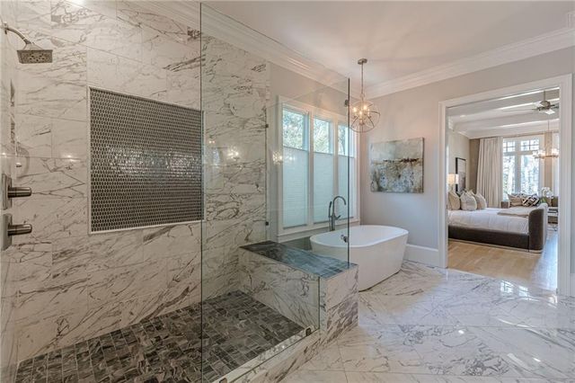 1104 Roxboro NE Drive, Atlanta, GA 30324