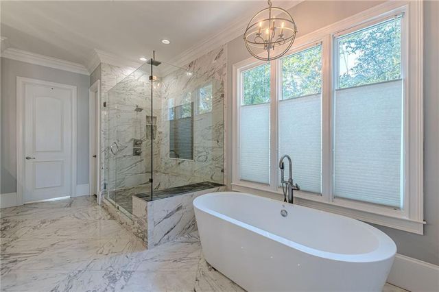 1104 Roxboro NE Drive, Atlanta, GA 30324