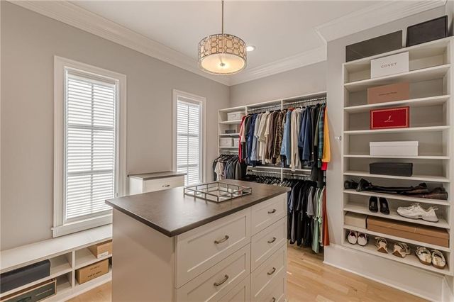 1104 Roxboro NE Drive, Atlanta, GA 30324