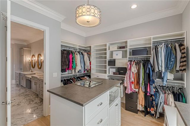 1104 Roxboro NE Drive, Atlanta, GA 30324