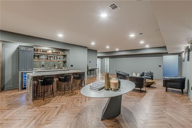 1104 Roxboro NE Drive, Atlanta, GA 30324