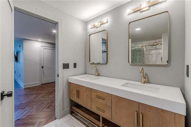 1104 Roxboro NE Drive, Atlanta, GA 30324